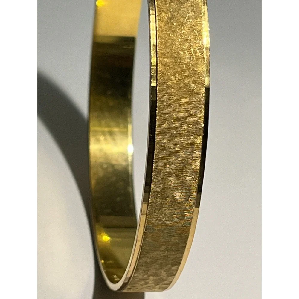 Vintage Napier Brushed Gold Tone Bangle Bracelet -‎ Diamond Cut - Signed